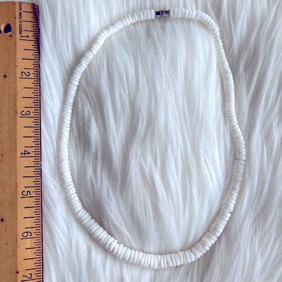 Vintage Puka Shell Necklaces - Picture 4 of 6